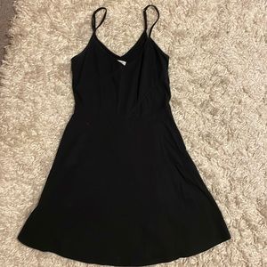 AE black dress